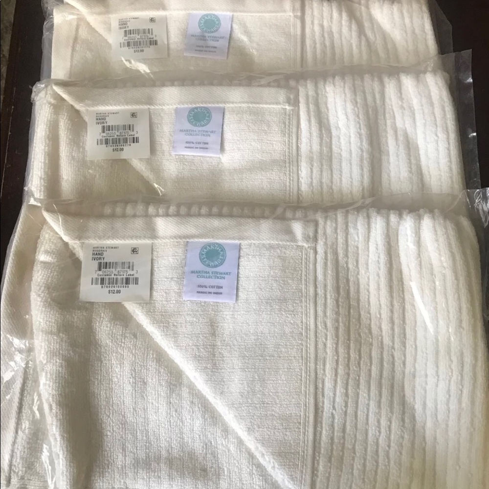 Martha Stewart Collection Hand Towel
